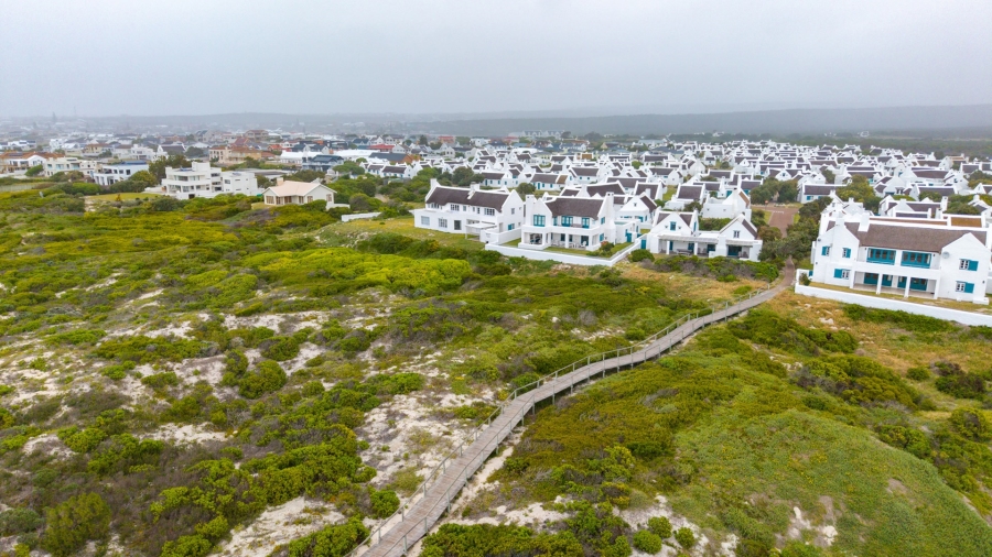 4 Bedroom Property for Sale in Struisbaai Western Cape